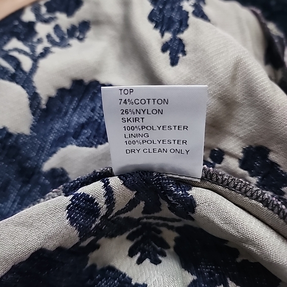 Tadashi Shoji Navy Floral Lace Brocade Illusion Maxi Gown Dress Bell Sleeves 10 - Picture 7 of 8